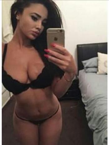 , 20  female escort, Seattle