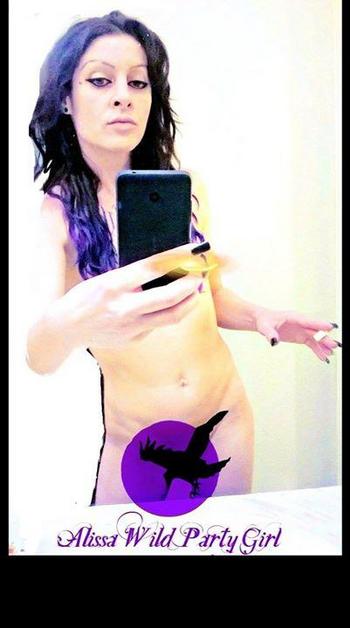 , 28  female escort, Seattle