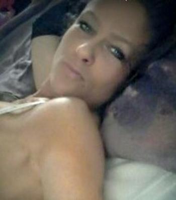 , 44  female escort, Seattle