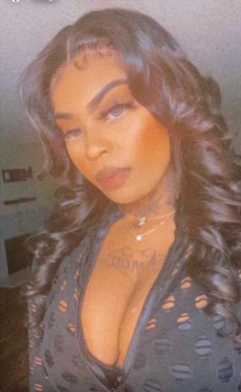  206-751-4245, 22  female escort, Seattle