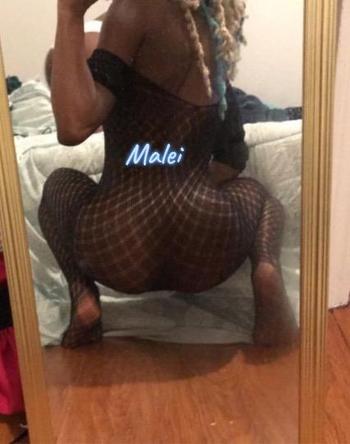 Malei, 22  female escort, Seattle