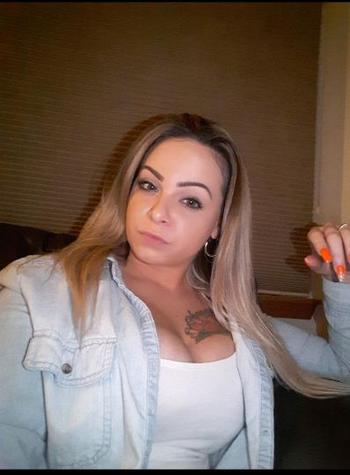 Angela, 29  female escort, Seattle