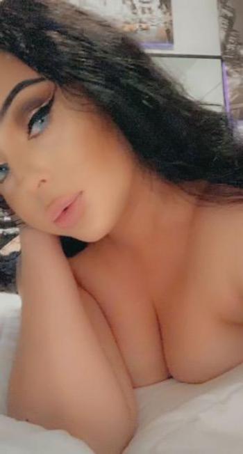 Jade, 22  female escort, Seattle
