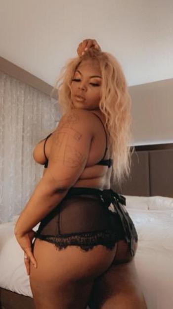 Anny, 21  female escort, Seattle