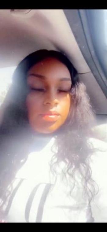 Prettybrown/Skye, 21  female escort, Seattle