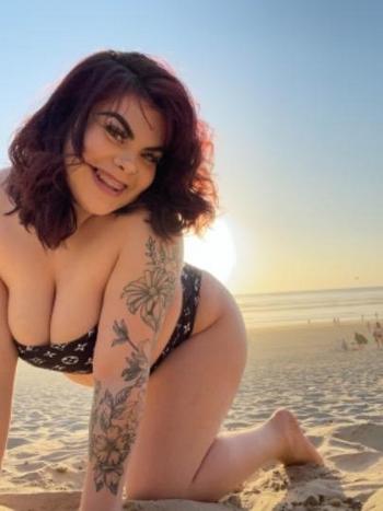 Layla, 23  female escort, Seattle