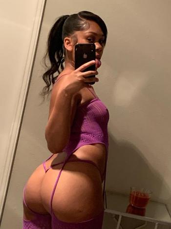 Dream, 21  female escort, Seattle