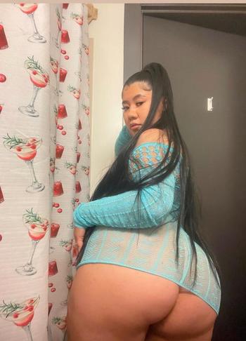 Onii, 26  female escort, Seattle