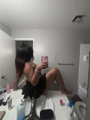 707-789-1469, 19  female escort, Seattle