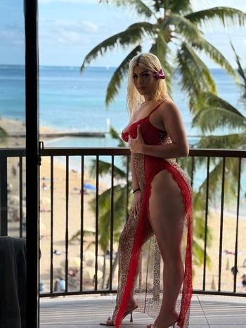 Dulce, 26  female escort, Seattle