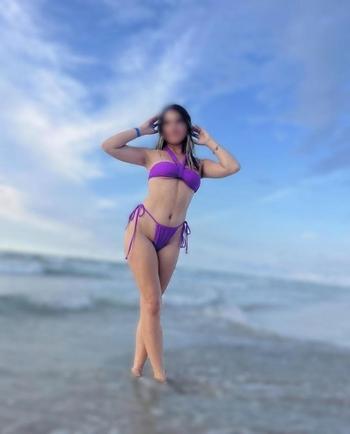 206-705-5782, 26  female escort, Seattle