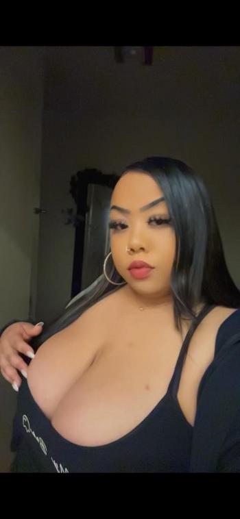 Bella , 23  female escort, Seattle