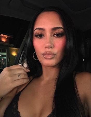 Bri , 24  female escort, Seattle