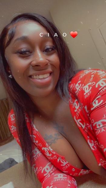 Tootsiee, 24  female escort, Seattle