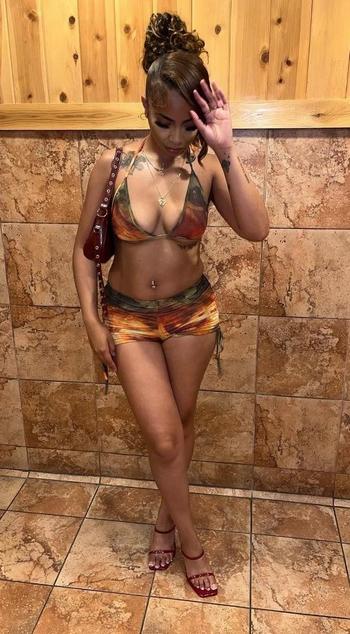 Milani, 24  female escort, Seattle