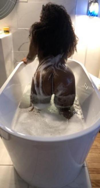 2064682310, female escort, Seattle