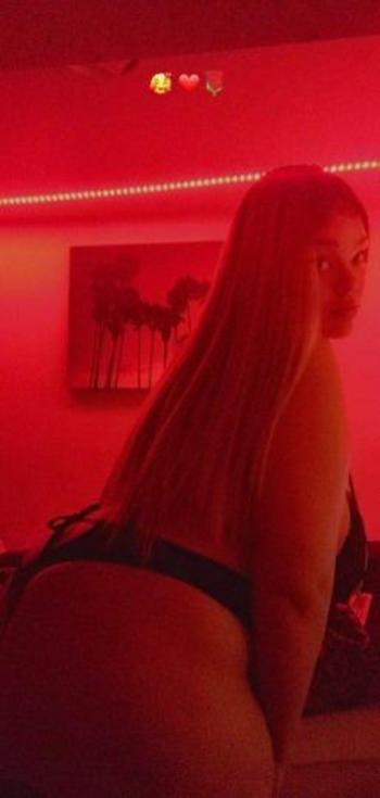 2065382985, female escort, Seattle