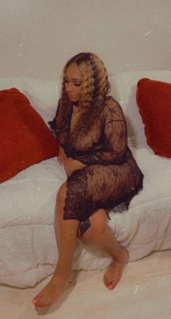 2066814370, female escort, Seattle