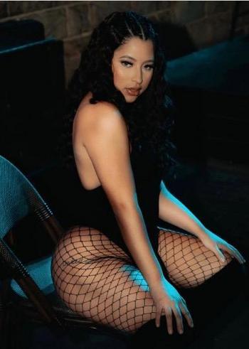 2068378598, female escort, Seattle