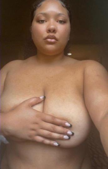 escort photo 2